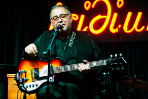 Duke Robillard, Calling All Blues