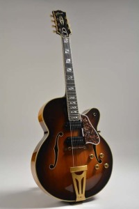 Lot 227: Tony Mottola's 1952 Gibson ($60,000-$70,000)