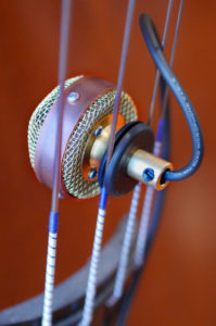 63ae61d8bb8cf06ecf5736e8bass-mic-2_372x560